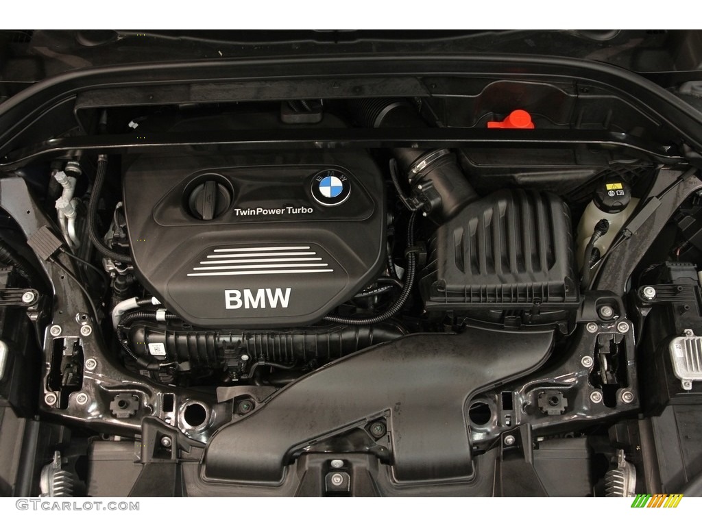 2017 X1 xDrive28i - Mediterranean Blue Metallic / Black photo #24