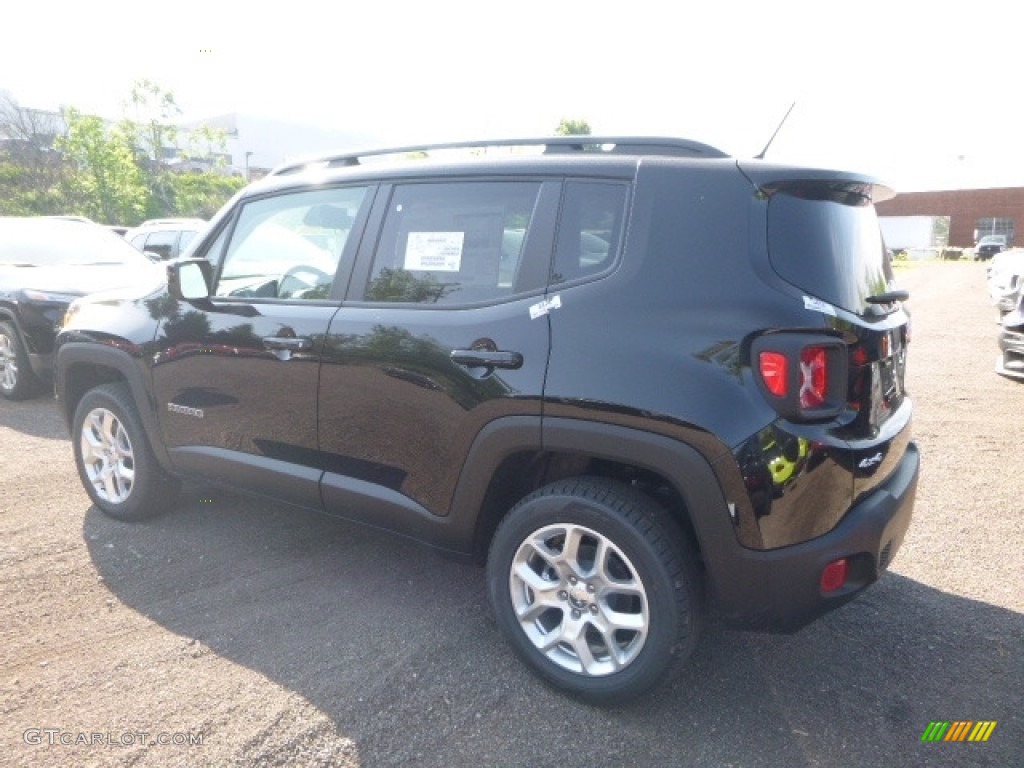 2017 Renegade Latitude 4x4 - Black / Black photo #3