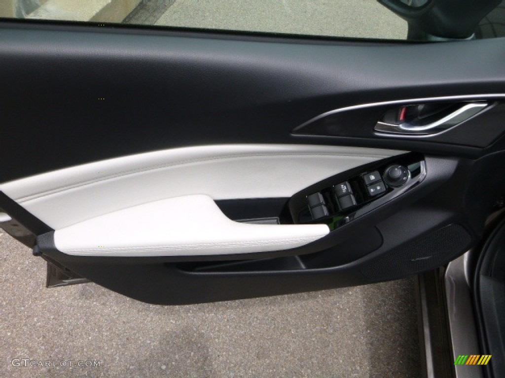 2017 MAZDA3 Grand Touring 4 Door - Titanium Flash Mica / Parchment photo #11