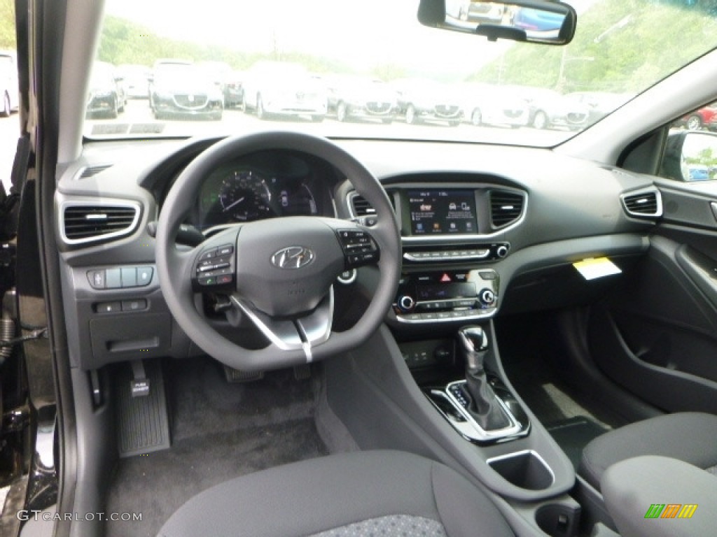 Charcoal Black Interior 2017 Hyundai Ioniq Hybrid Blue Photo #120538332