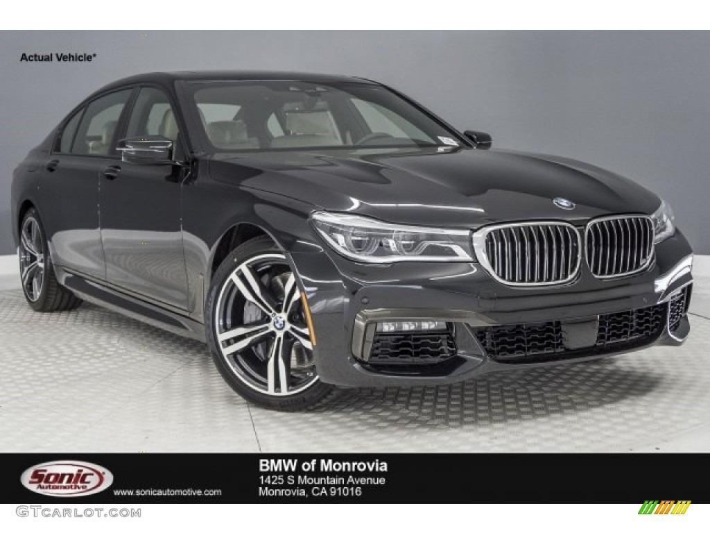 2018 7 Series 750i Sedan - Black Sapphire Metallic / Ivory White/Black photo #1