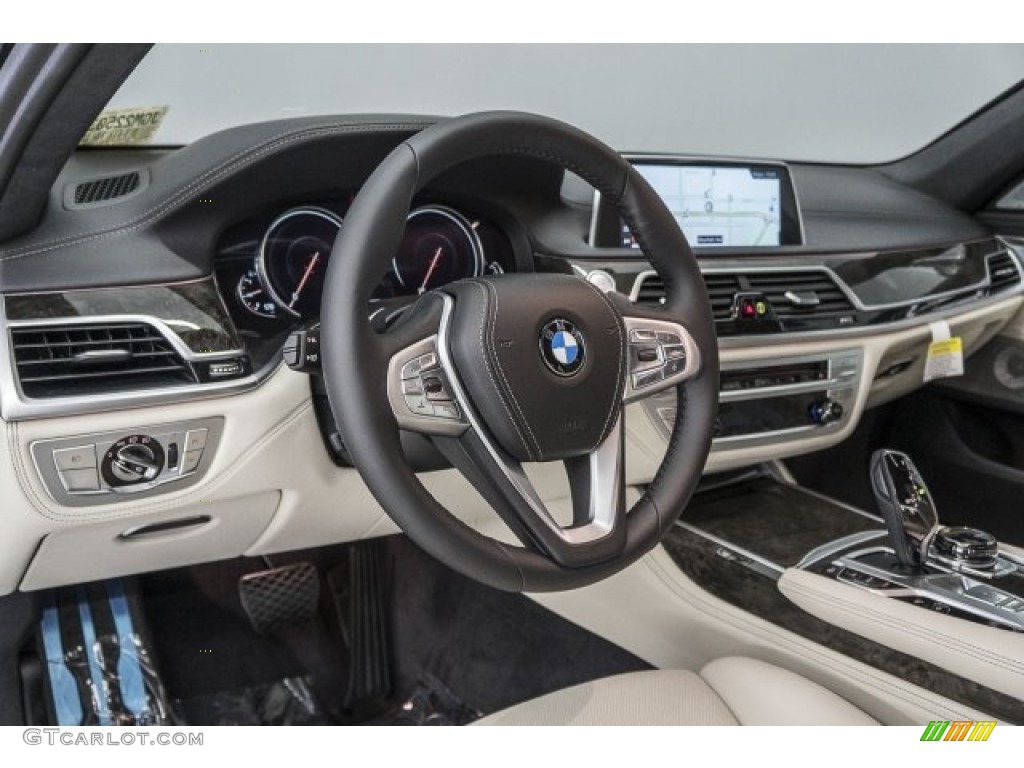 2018 BMW 7 Series 750i Sedan Ivory White/Black Dashboard Photo #120540537