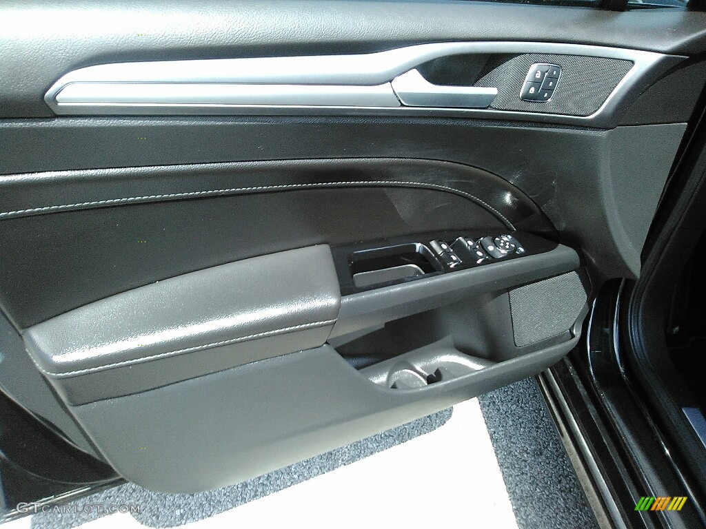 2015 Fusion Titanium AWD - Tuxedo Black Metallic / Charcoal Black photo #5