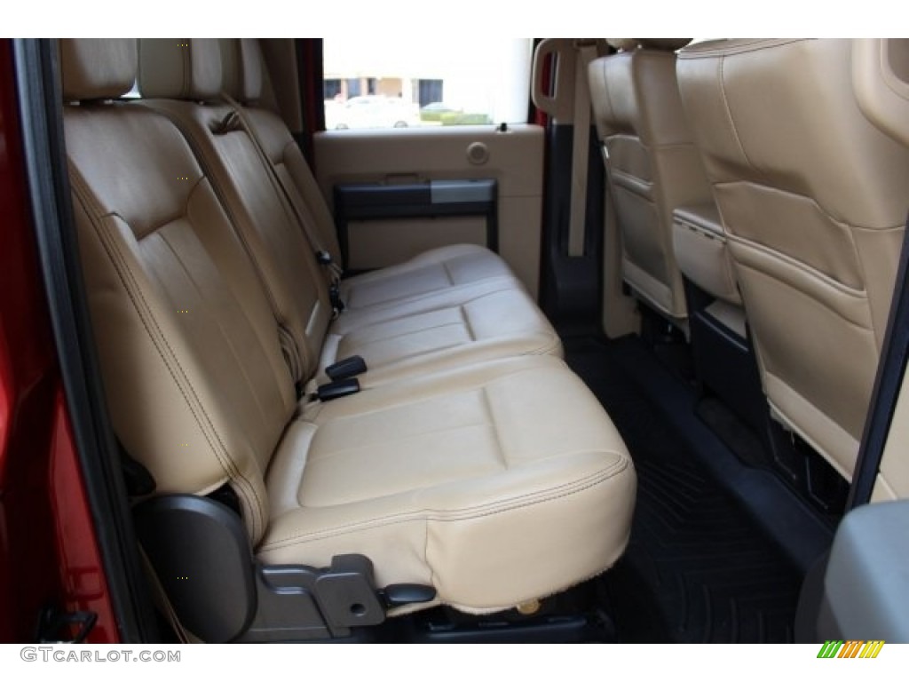 2016 F350 Super Duty Lariat Crew Cab 4x4 DRW - Ruby Red Metallic / Adobe photo #29