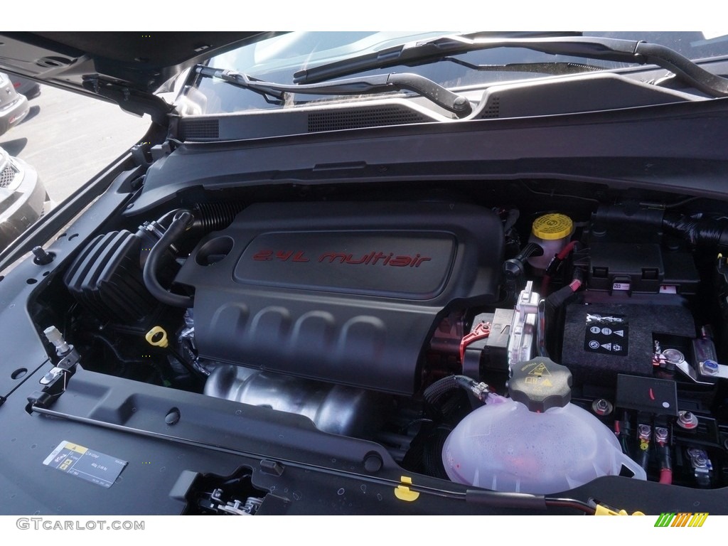 2017 Jeep Compass Trailhawk 4x4 Engine Photos