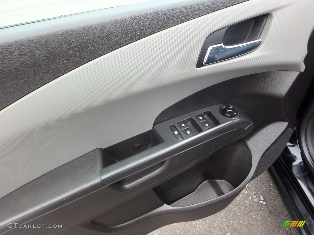 2012 Sonic LTZ Sedan - Black / Jet Black/Dark Titanium photo #11