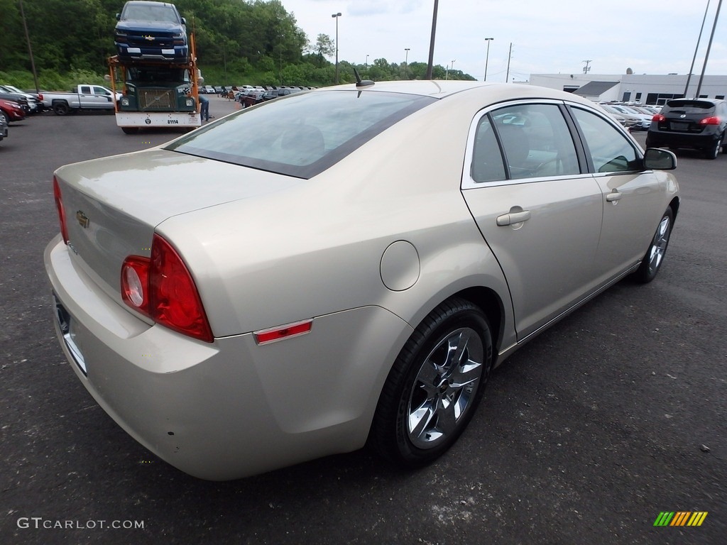 2010 Malibu LT Sedan - Gold Mist Metallic / Cocoa/Cashmere photo #4