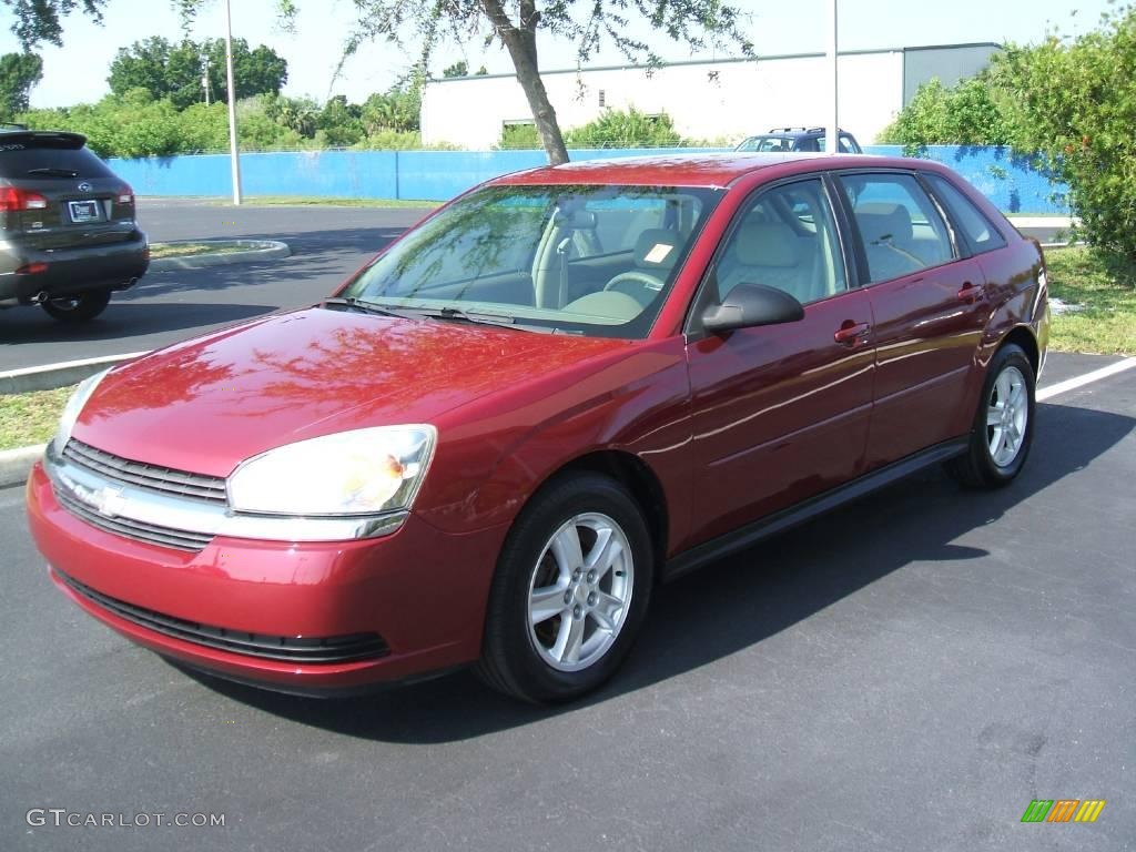 2004 Malibu Maxx LS Wagon - Sport Red Metallic / Neutral photo #1