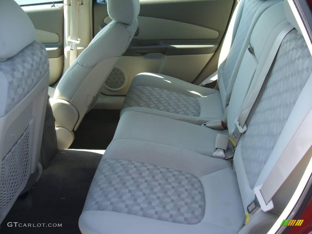 2004 Malibu Maxx LS Wagon - Sport Red Metallic / Neutral photo #9