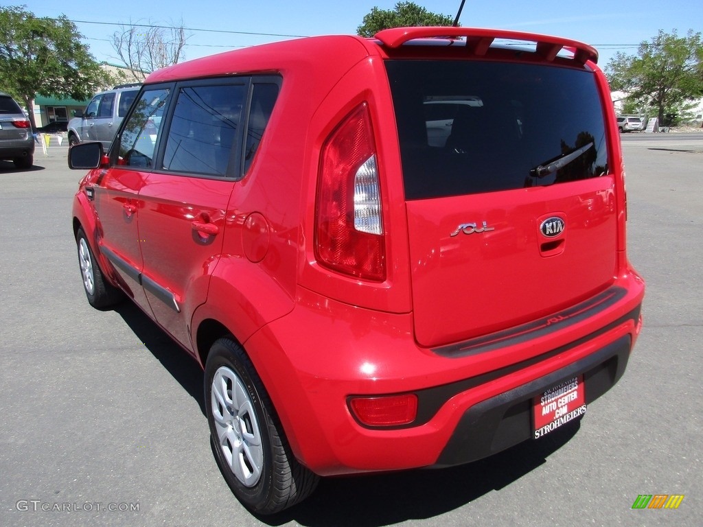 2013 Soul 1.6 - Molten Red / Black Cloth photo #5