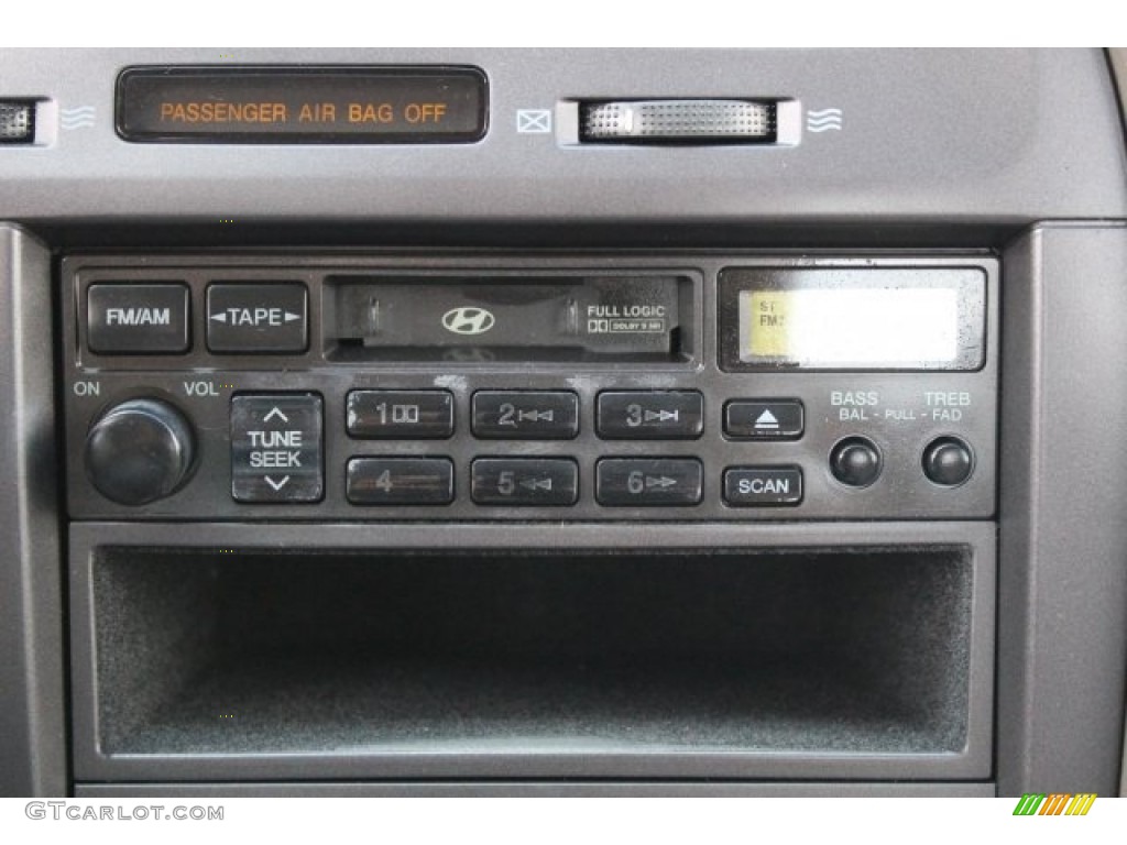 2005 Elantra GLS Sedan - Nordic White / Beige photo #11