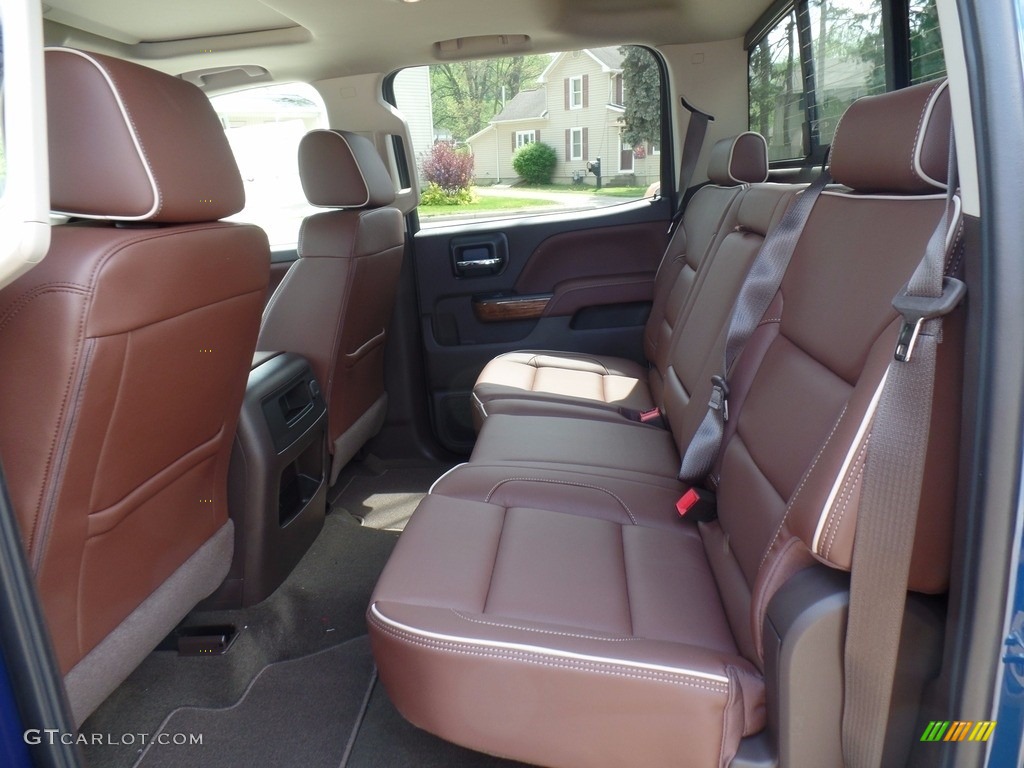 2017 Chevrolet Silverado 3500HD High Country Crew Cab Dual Rear Wheel 4x4 Rear Seat Photo #120551166