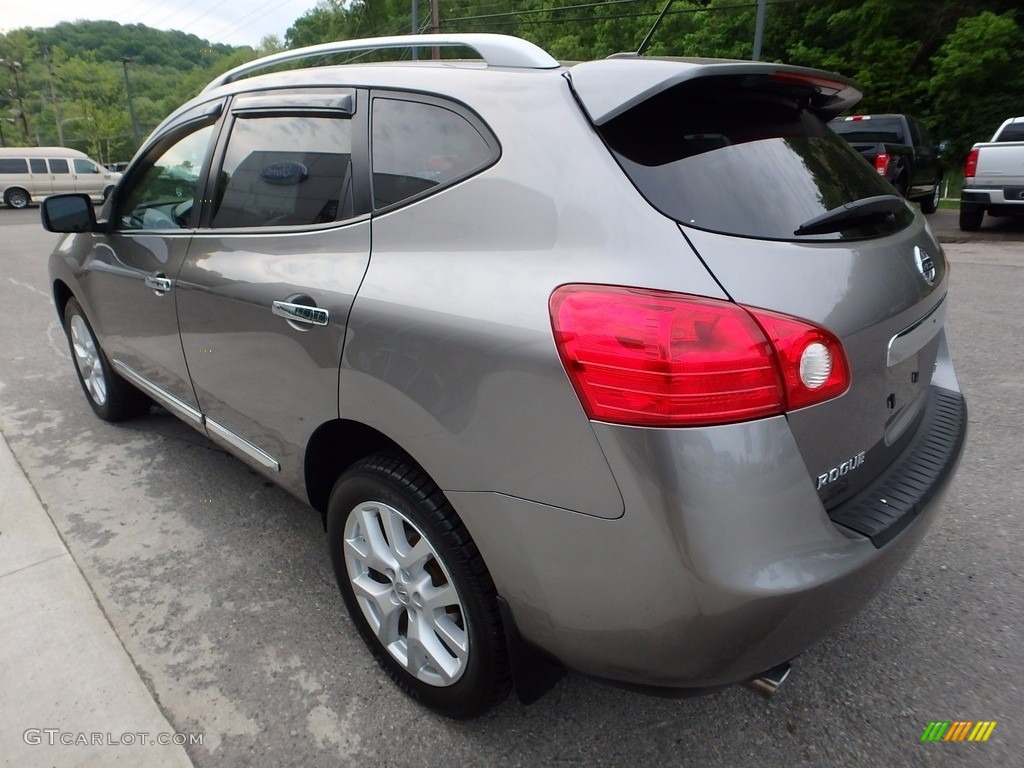 2011 Rogue SV AWD - Gotham Gray Metallic / Gray photo #5