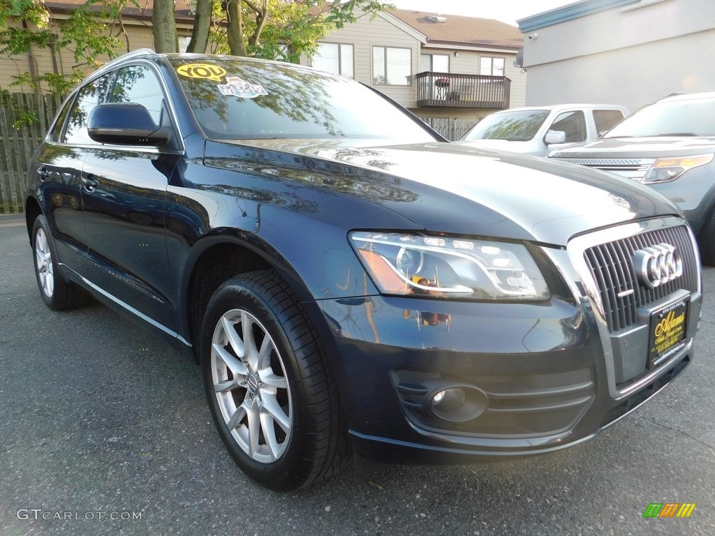 2011 Q5 2.0T quattro - Deep Sea Blue Pearl Effect / Black photo #3