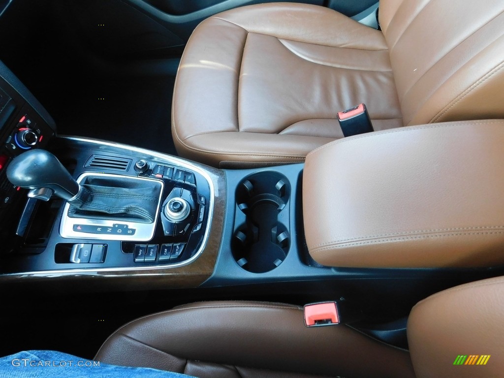 2011 Q5 2.0T quattro - Deep Sea Blue Pearl Effect / Black photo #25