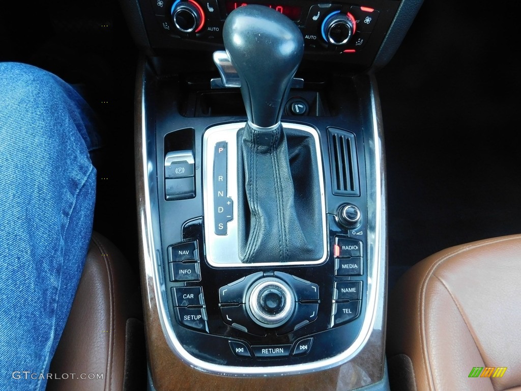 2011 Q5 2.0T quattro - Deep Sea Blue Pearl Effect / Black photo #26