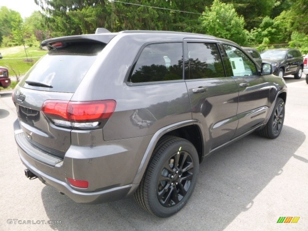 2017 Grand Cherokee Laredo 4x4 - Granite Crystal Metallic / Black photo #5