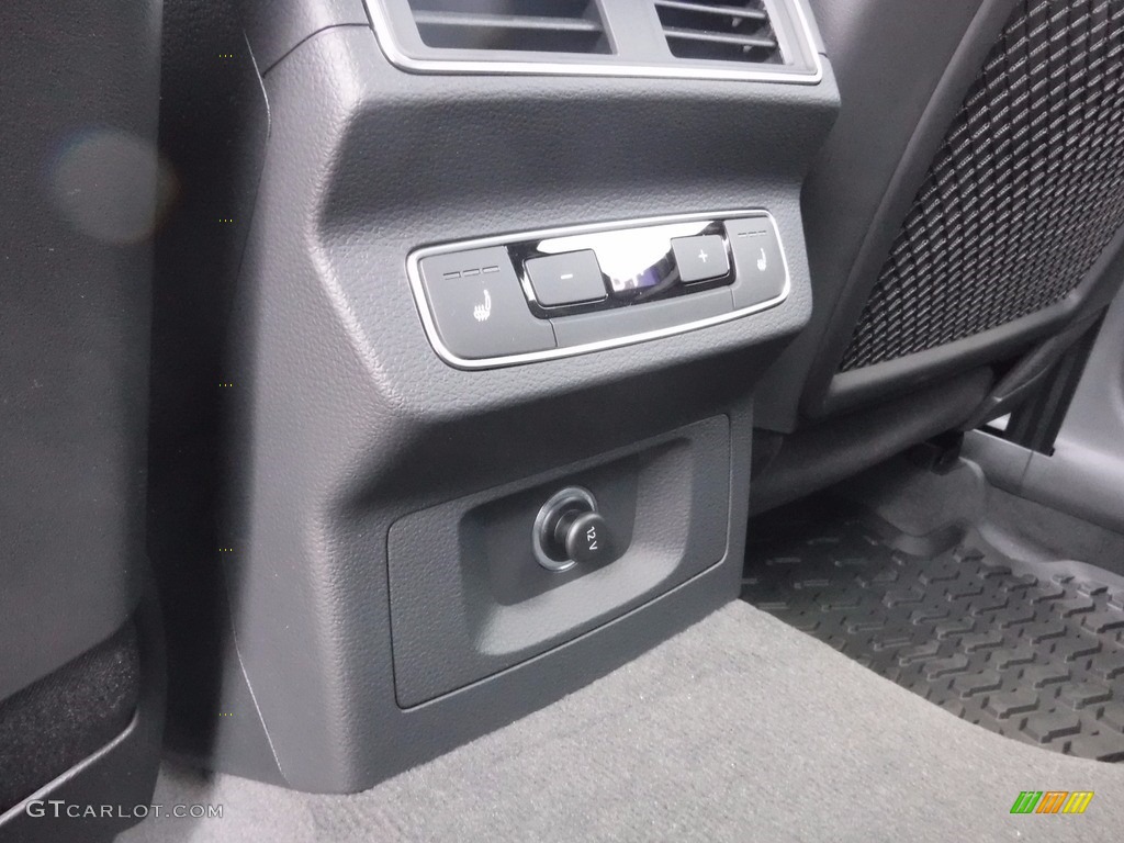 2018 SQ5 3.0 TFSI Premium Plus - Navarra Blue Metallic / Black photo #42