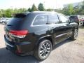 2017 Diamond Black Crystal Pearl Jeep Grand Cherokee Overland 4x4  photo #5