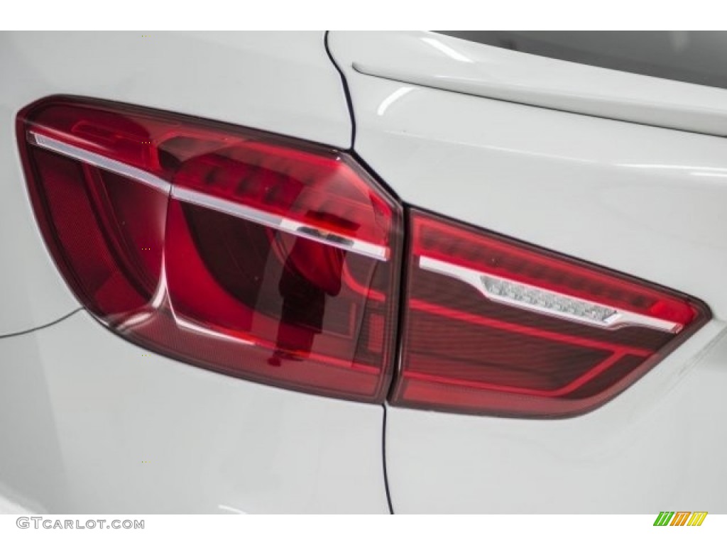 2016 X6 M  - Alpine White / Black photo #20