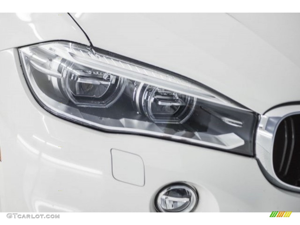 2016 X6 M  - Alpine White / Black photo #25