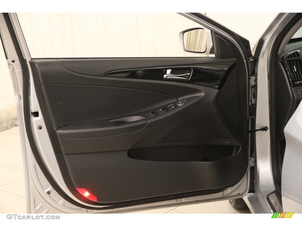 2012 Sonata SE 2.0T - Radiant Silver / Black photo #4