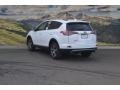 Super White - RAV4 XLE Photo No. 3