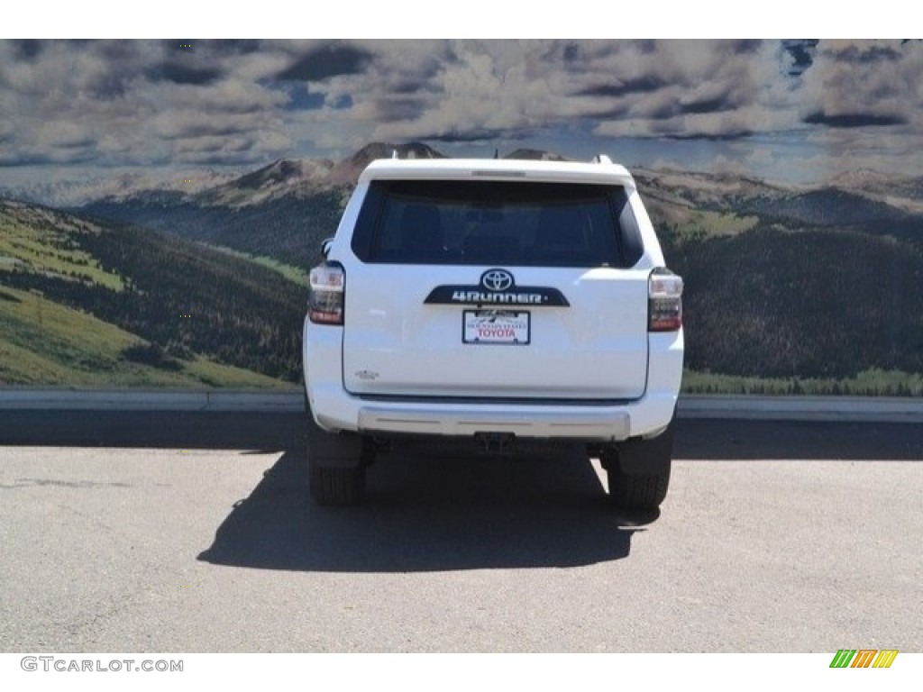 2017 4Runner TRD Off-Road Premium 4x4 - Super White / Black photo #4