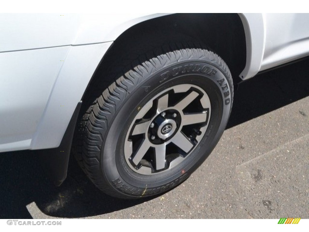 2017 4Runner TRD Off-Road Premium 4x4 - Super White / Black photo #9