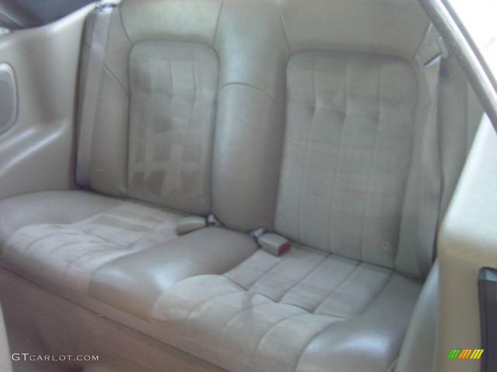 2004 Sebring Touring Convertible - Inferno Red Pearl / Sandstone photo #22
