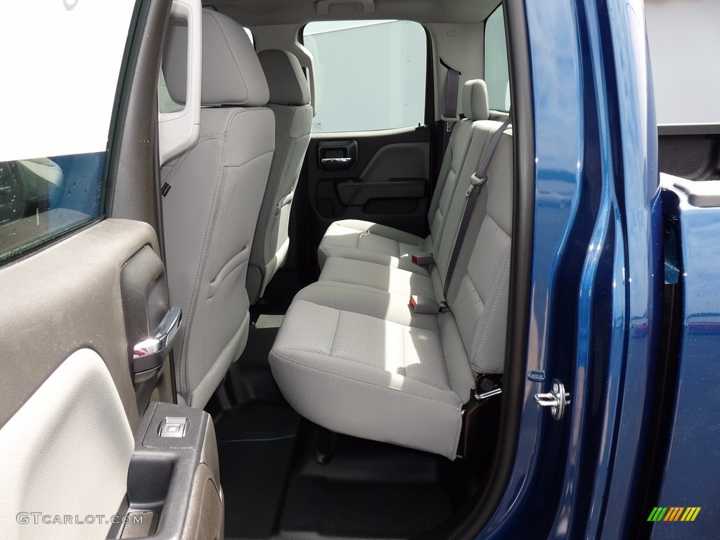 2017 GMC Sierra 2500HD Double Cab 4x4 Rear Seat Photos