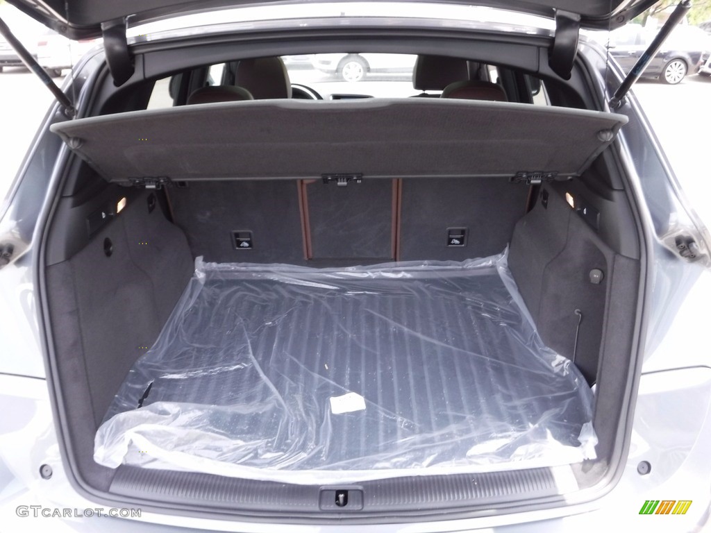 2017 Audi Q5 2.0 TFSI Premium quattro Trunk Photo #120578489