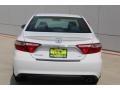 Super White - Camry SE Photo No. 7