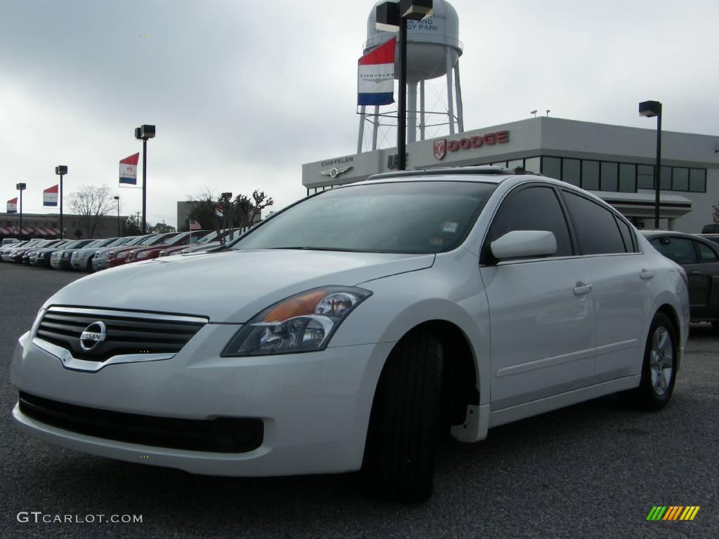 2007 Altima 2.5 S - Winter Frost Pearl / Charcoal photo #1