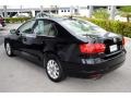 Black - Jetta SE Sedan Photo No. 6