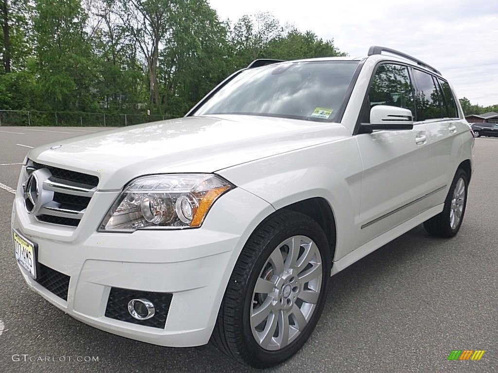 2011 GLK 350 4Matic - Arctic White / Almond/Black photo #1