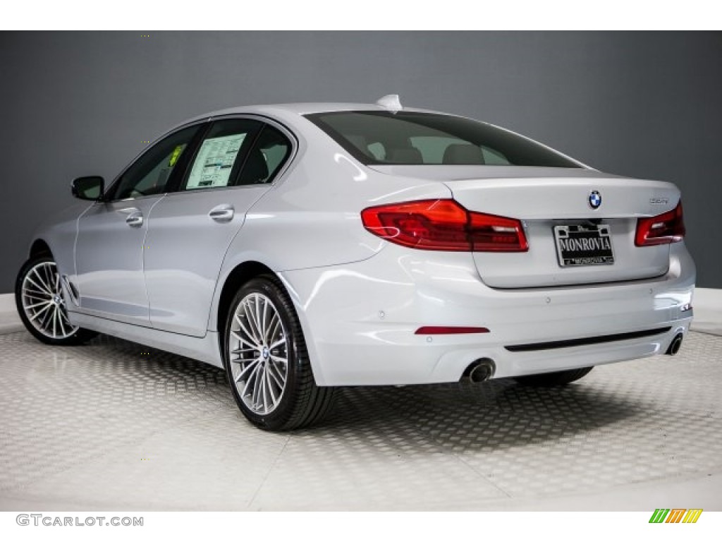 2017 5 Series 530i Sedan - Glacier Silver Metallic / Black photo #3