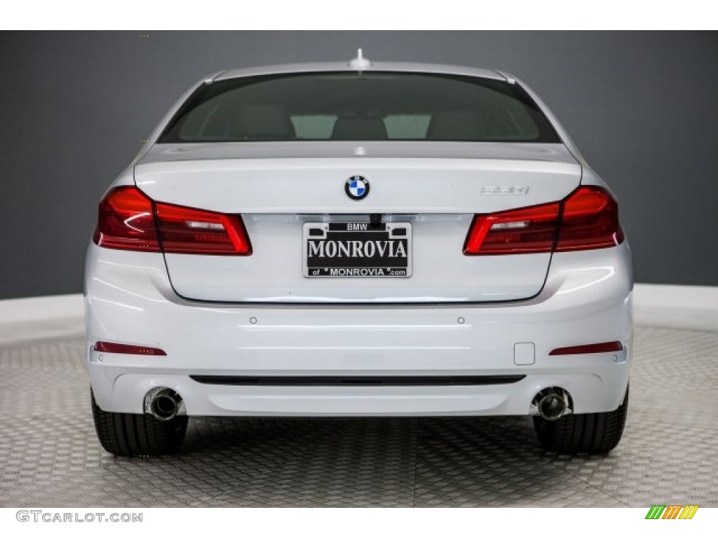 2017 5 Series 530i Sedan - Glacier Silver Metallic / Black photo #4