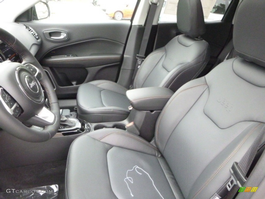2017 Compass Limited 4x4 - Granite Crystal Metallic / Black photo #13