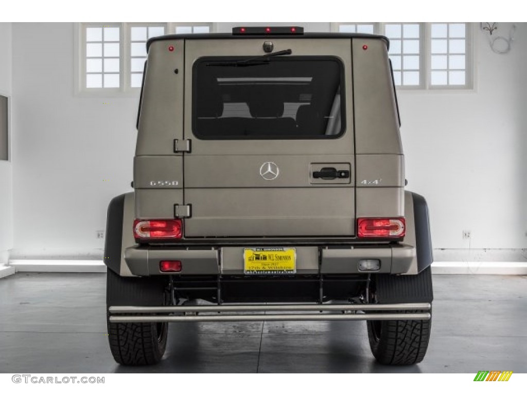2017 G 550 4x4 Squared - designo Manufaktur Sintered Bronze Magno (Matte) / designo Black photo #3