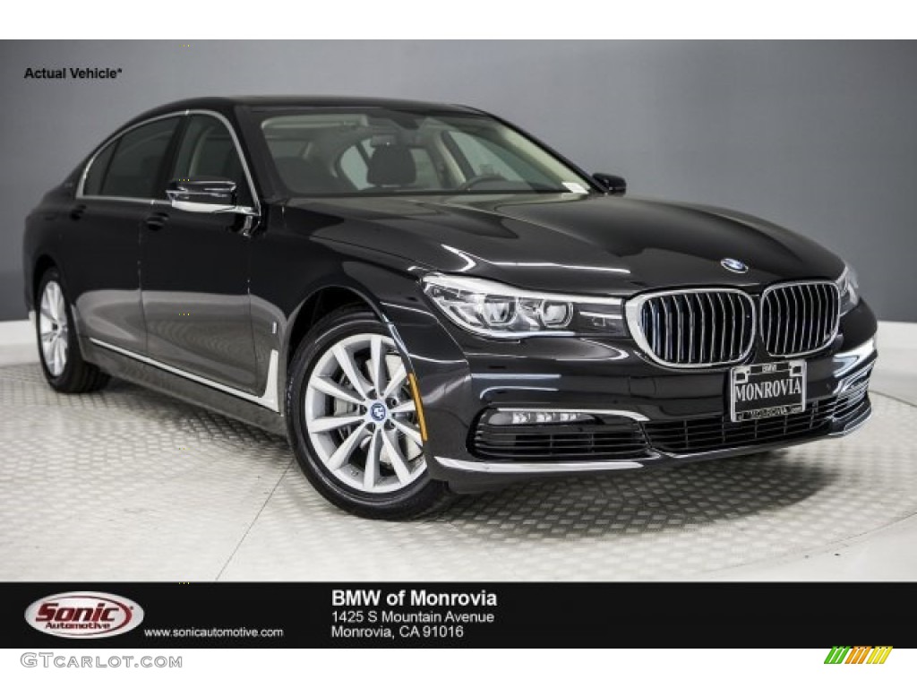 2018 7 Series 740e iPerformance xDrive Sedan - Black Sapphire Metallic / Black photo #1