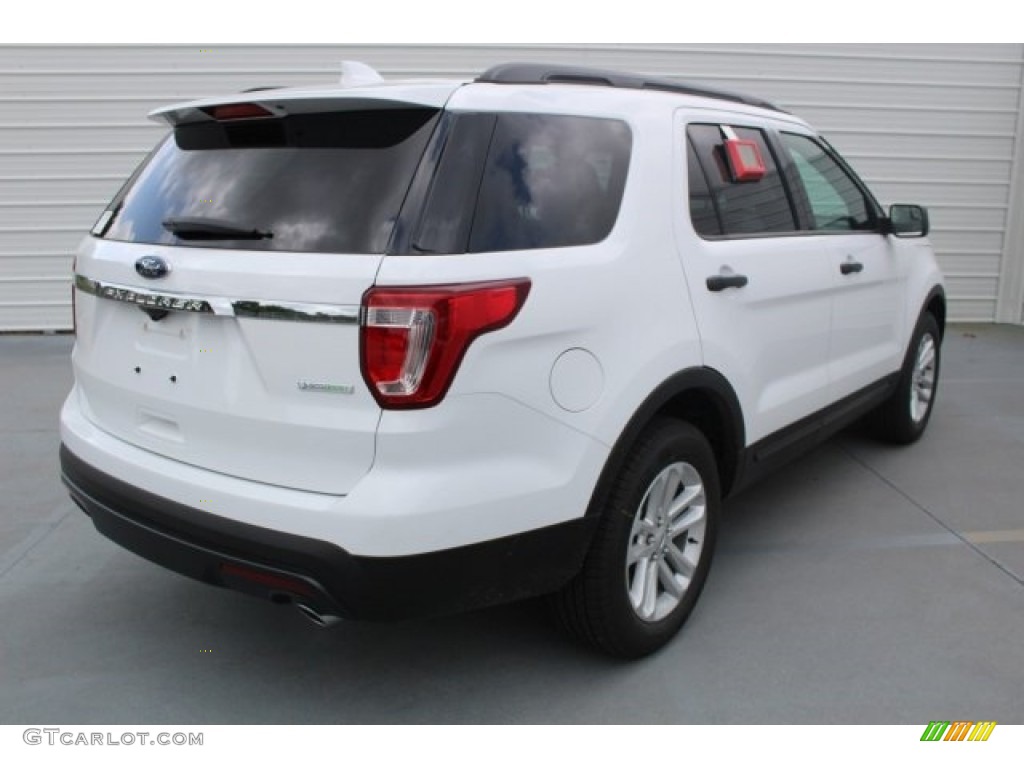 2017 Explorer FWD - Oxford White / Medium Light Camel photo #7