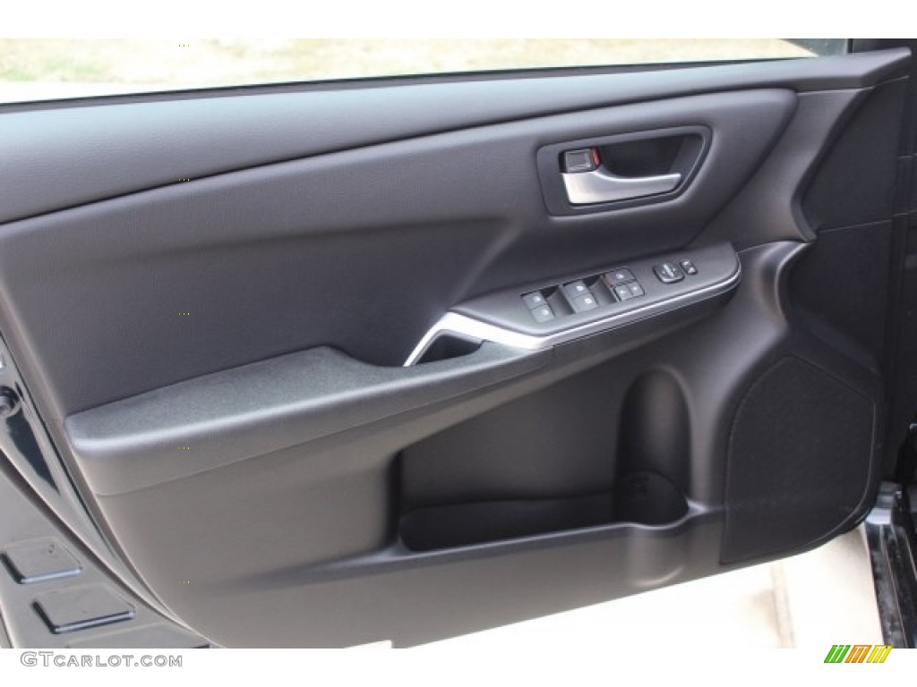 2017 Camry SE - Cosmic Gray Mica / Black photo #8