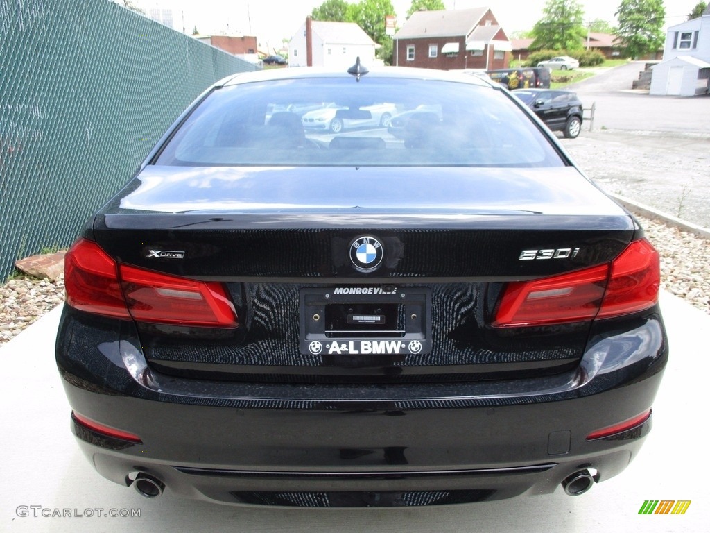 2017 5 Series 530i xDrive Sedan - Jet Black / Black photo #5