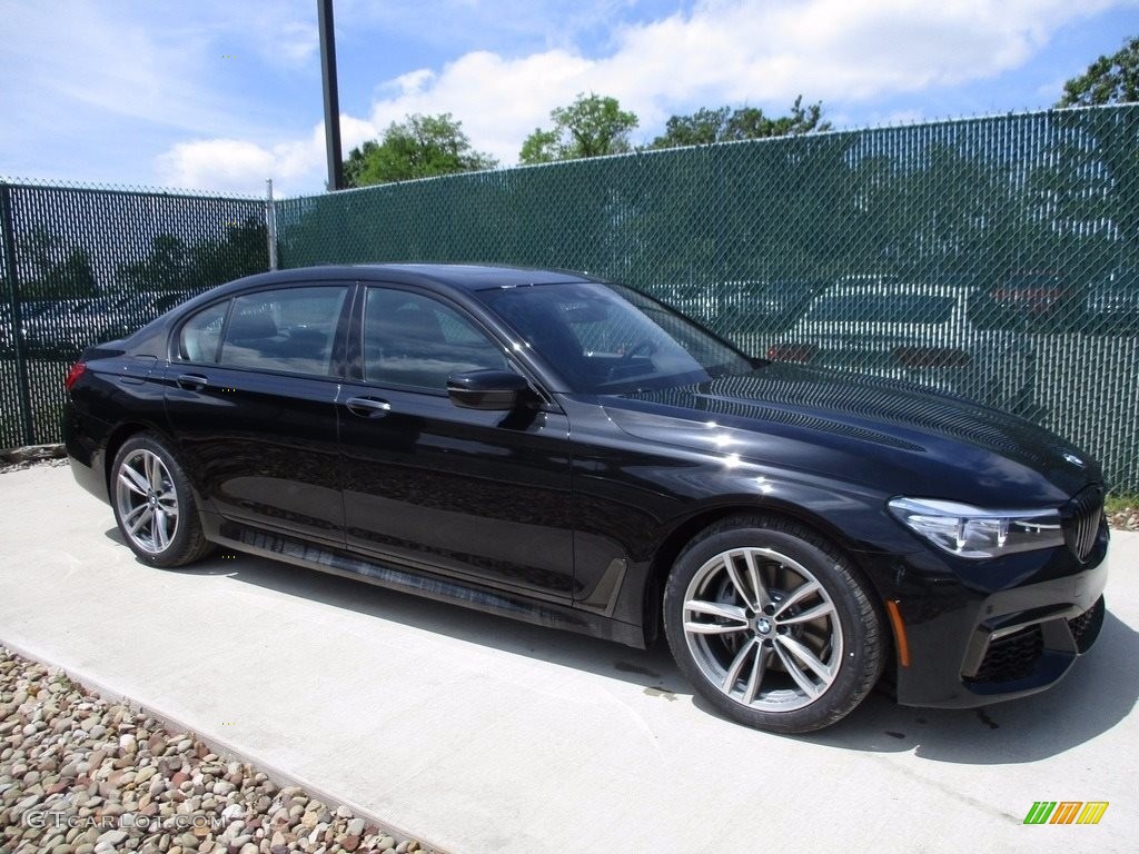 2018 7 Series 740i xDrive Sedan - Black Sapphire Metallic / Black photo #1