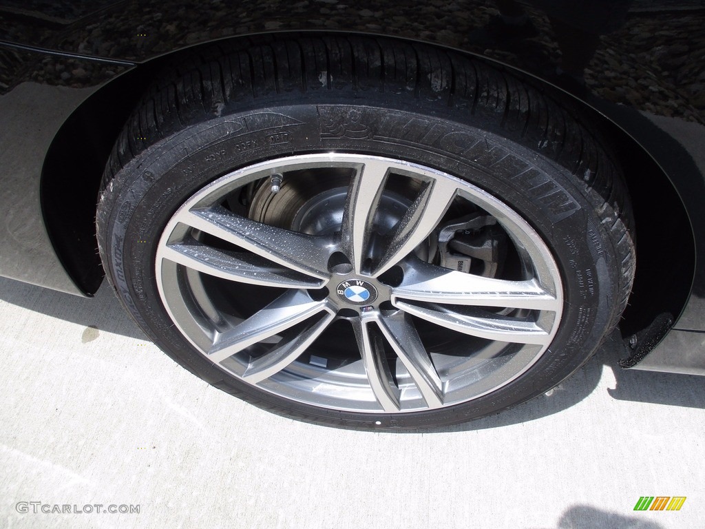 2018 7 Series 740i xDrive Sedan - Black Sapphire Metallic / Black photo #3