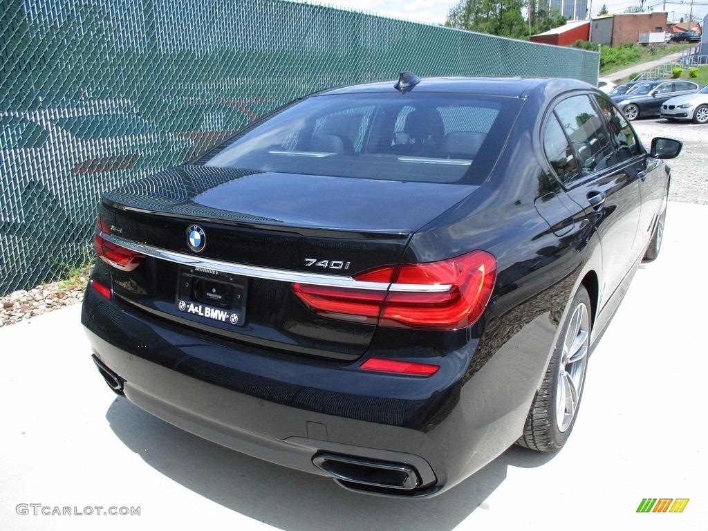 2018 7 Series 740i xDrive Sedan - Black Sapphire Metallic / Black photo #4