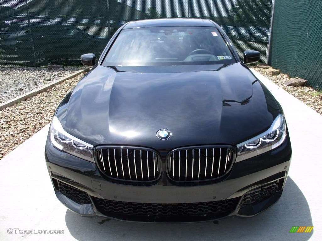 2018 7 Series 740i xDrive Sedan - Black Sapphire Metallic / Black photo #7
