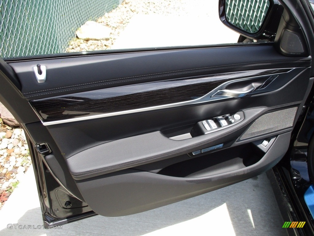 2018 7 Series 740i xDrive Sedan - Black Sapphire Metallic / Black photo #9