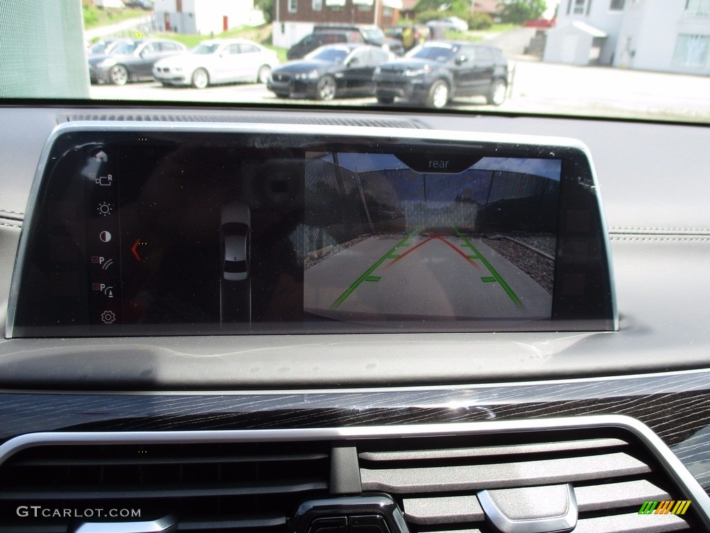 2018 7 Series 740i xDrive Sedan - Black Sapphire Metallic / Black photo #16